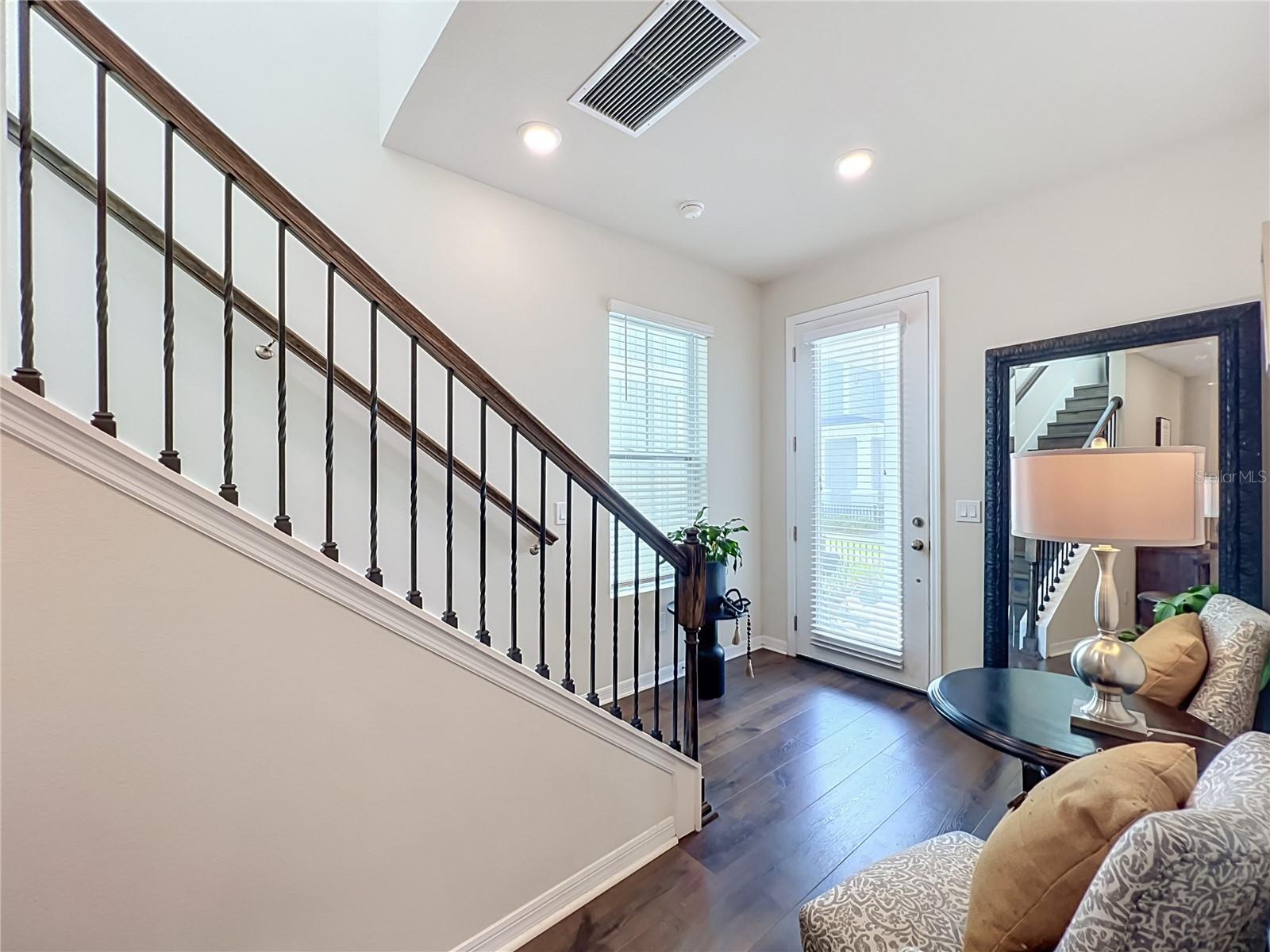 910 TROWMAN ALY, Winter Garden, FL 34787