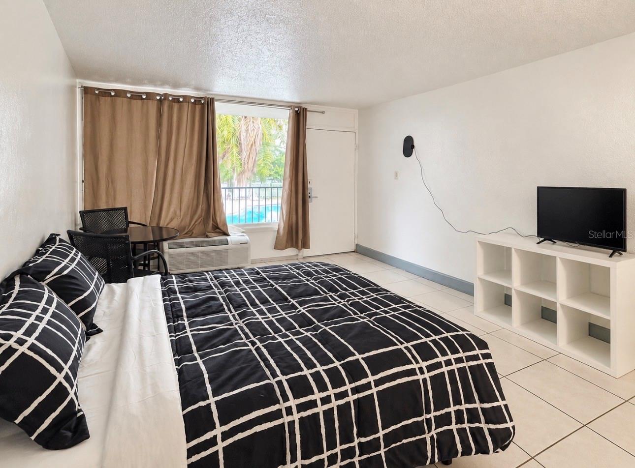 7900 S ORANGE BLOSSOM TRAIL, #2002, Orlando, FL 32809
