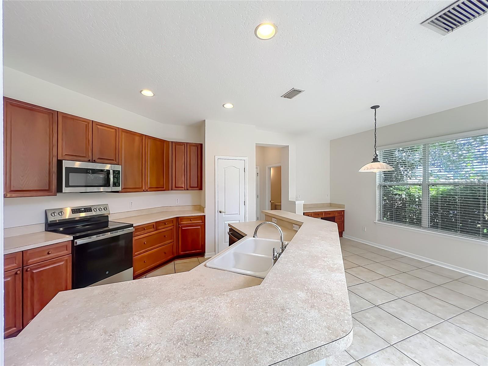 12809 HOLDENBURY LANE, Windermere, FL 34786