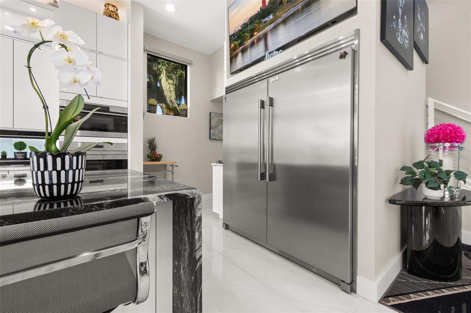 Huge refrigerator