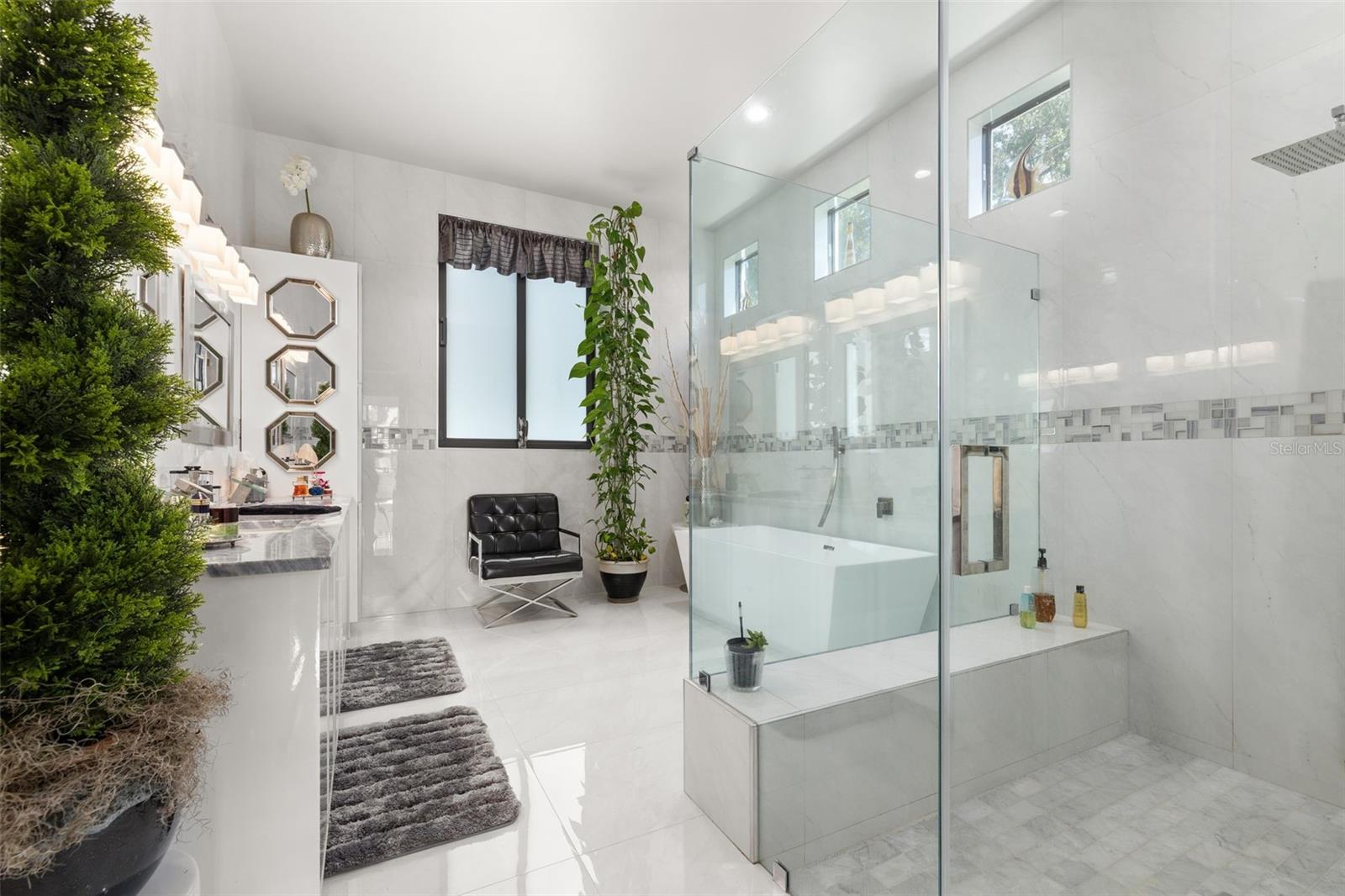 Floor to ceiling porcelain tile