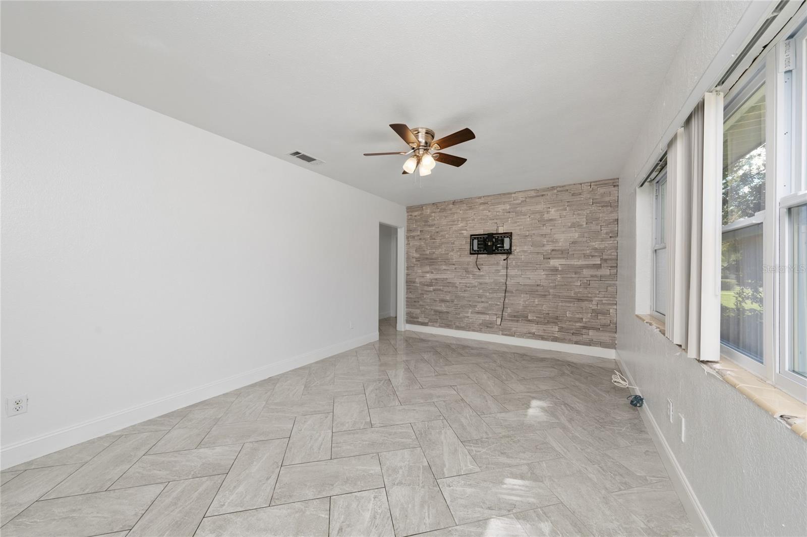 417 AVENUE G SE, Winter Haven, FL 33880