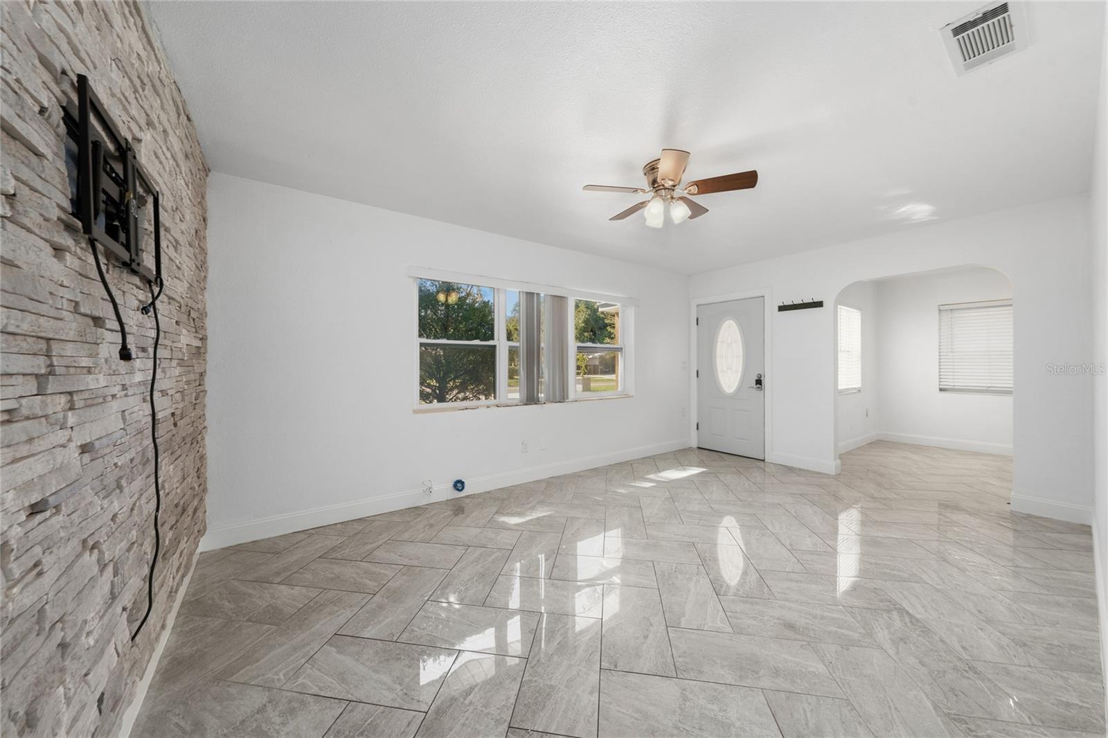 417 AVENUE G SE, Winter Haven, FL 33880