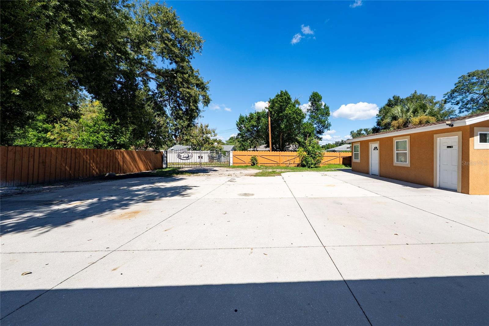 417 AVENUE G SE, Winter Haven, FL 33880
