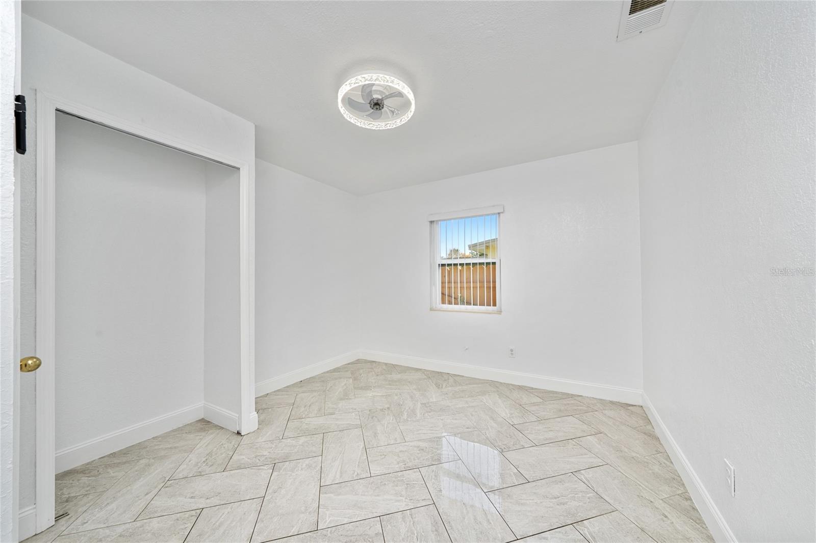 417 AVENUE G SE, Winter Haven, FL 33880