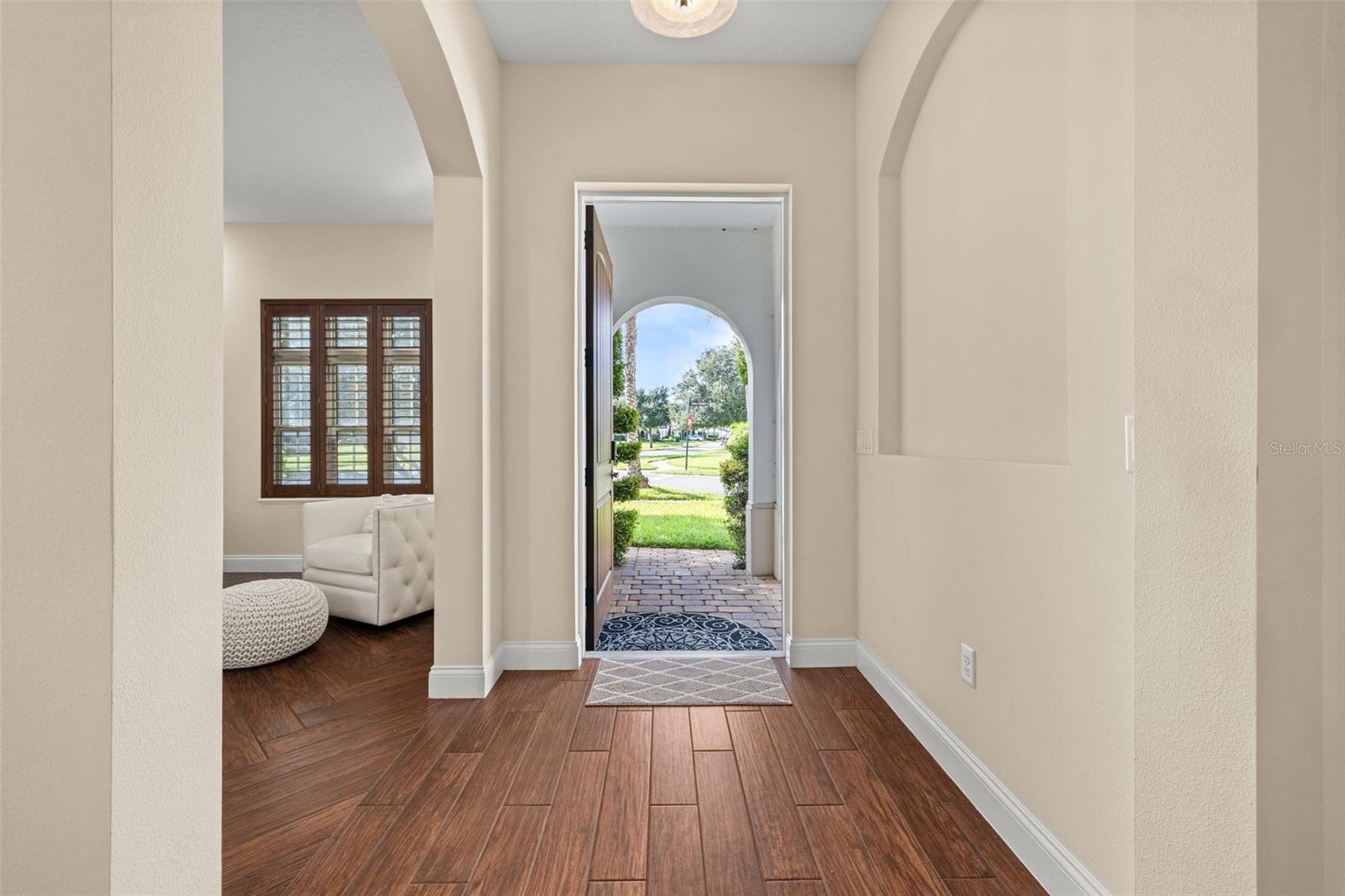 10330 ROYAL CYPRESS WAY, Orlando, FL 32836 10330 ROYAL CYPRESS WAY, Orlando, FL 32836