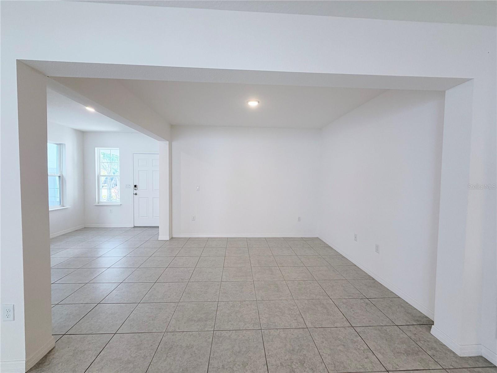 2021 CANTON PARK DRIVE, Winter Haven, FL 33881