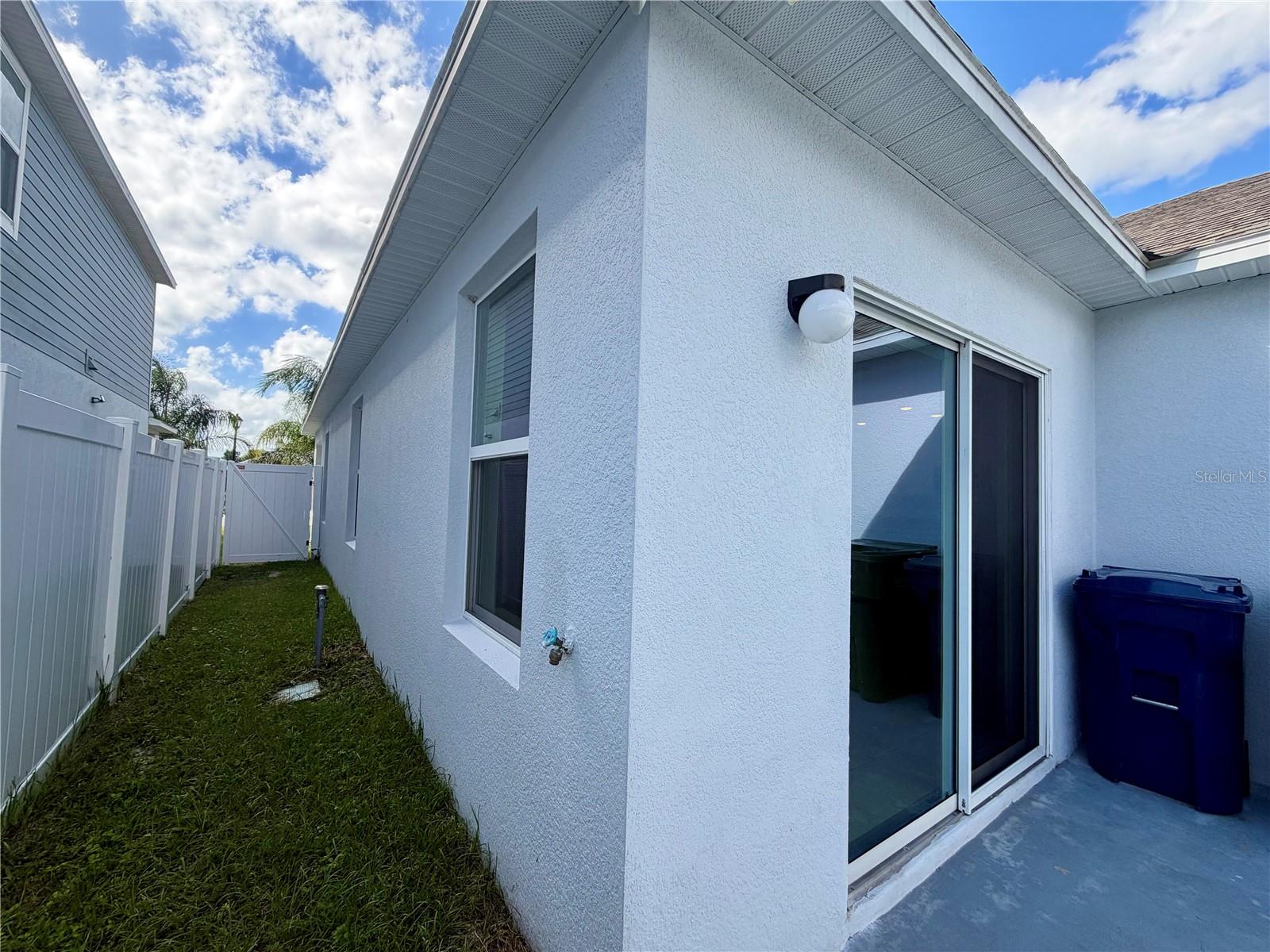 2021 CANTON PARK DRIVE, Winter Haven, FL 33881