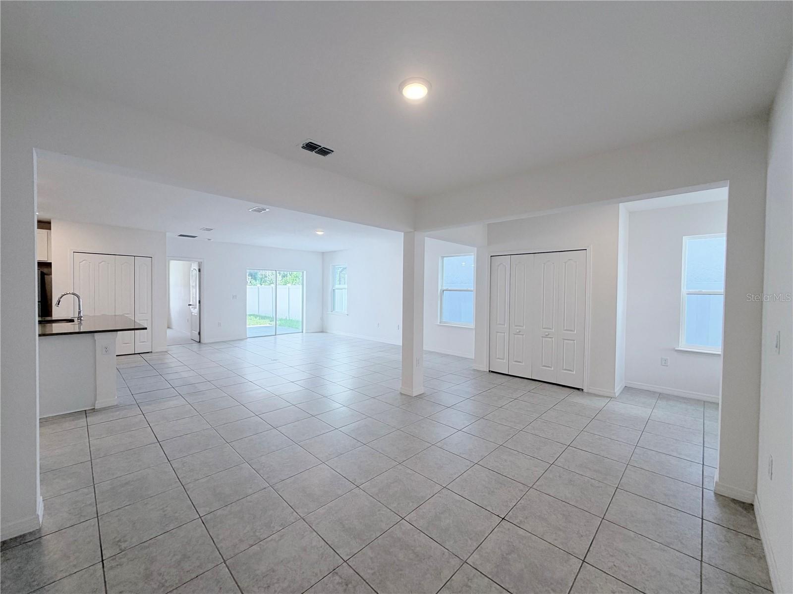 2021 CANTON PARK DRIVE, Winter Haven, FL 33881