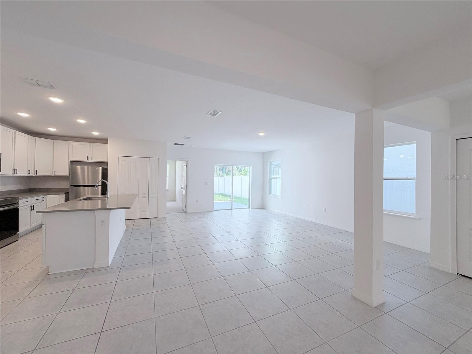 2021 CANTON PARK DRIVE, Winter Haven, FL 33881