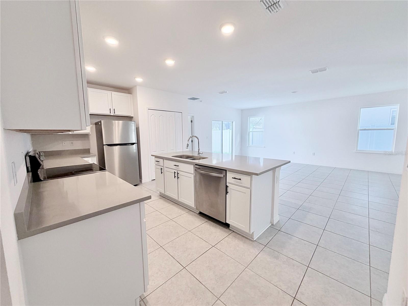 2021 CANTON PARK DRIVE, Winter Haven, FL 33881