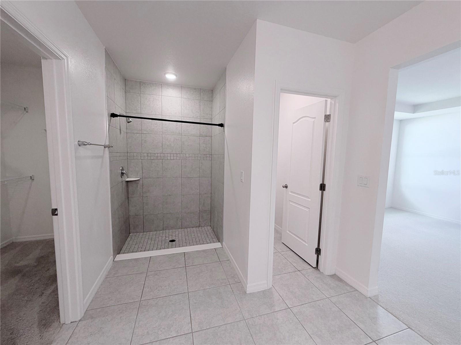 2021 CANTON PARK DRIVE, Winter Haven, FL 33881