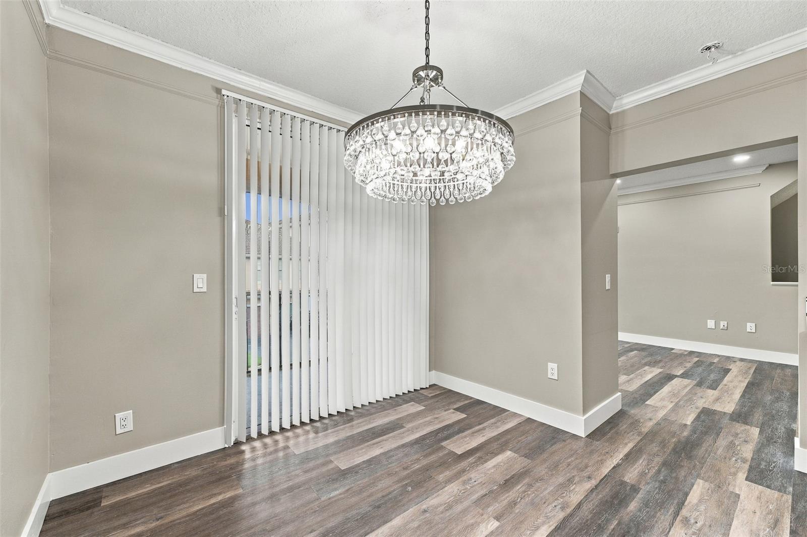 Dining room.