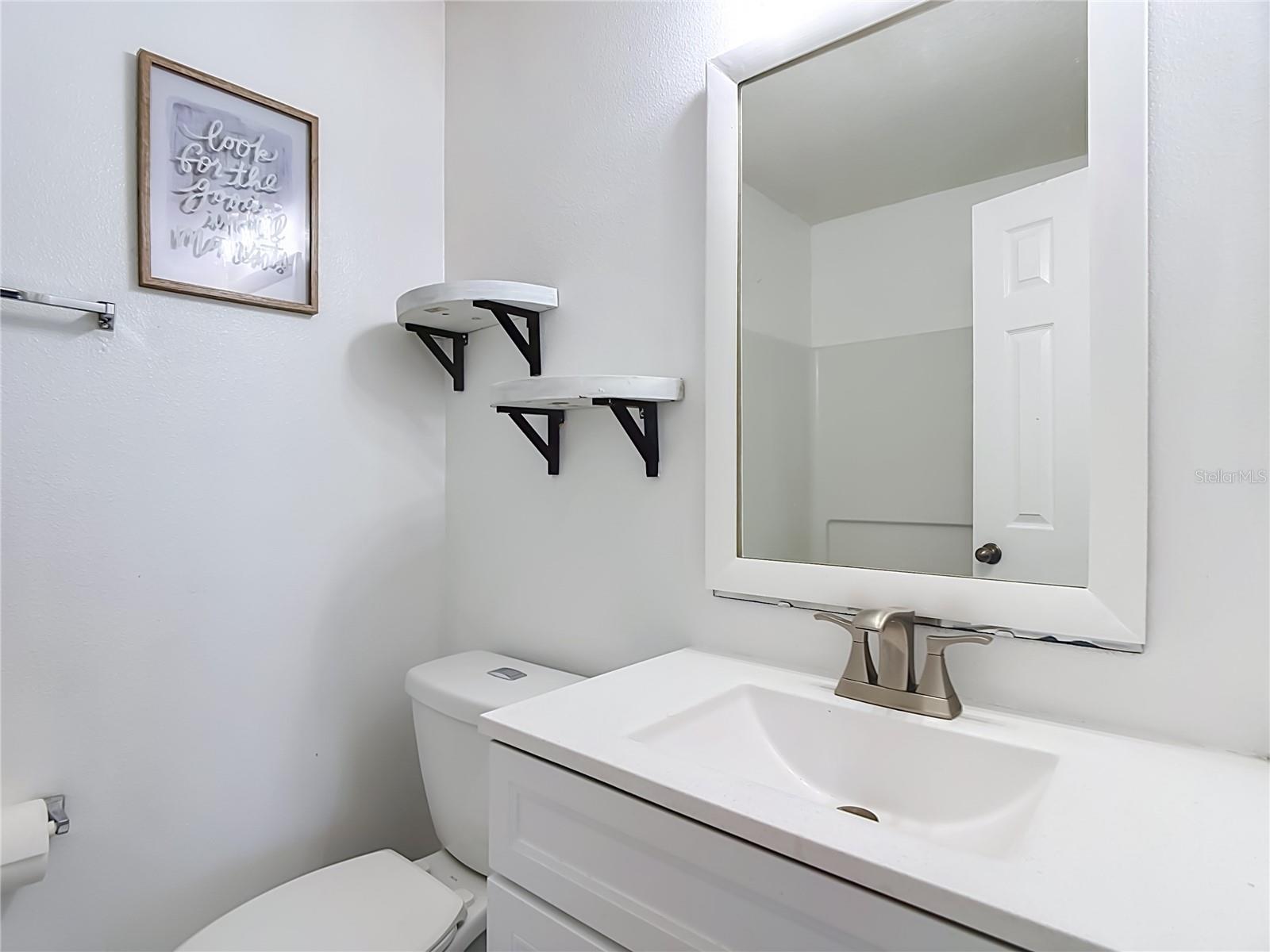 Bathroom 2 (ensuite)