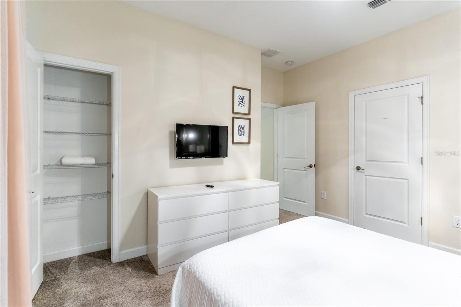 4985 WINDERMERE AVENUE, Kissimmee, FL 34746
