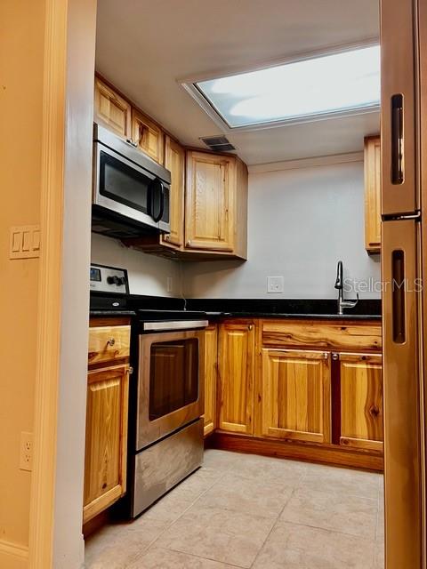 942 LAKE DESTINY ROAD, #A, Altamonte Springs, FL 32714