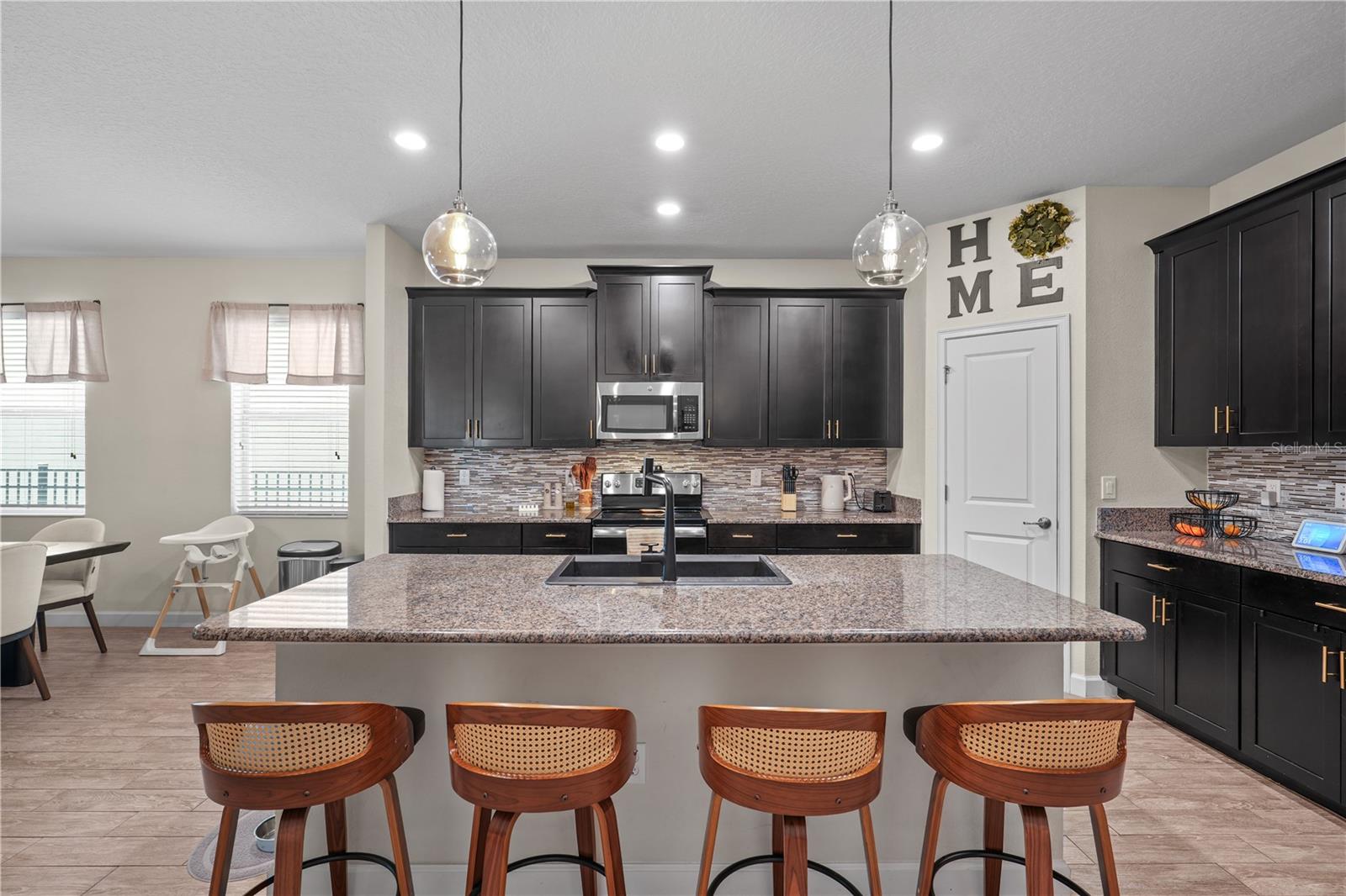 11658 MYSTERY LANE, Orlando, FL 32832