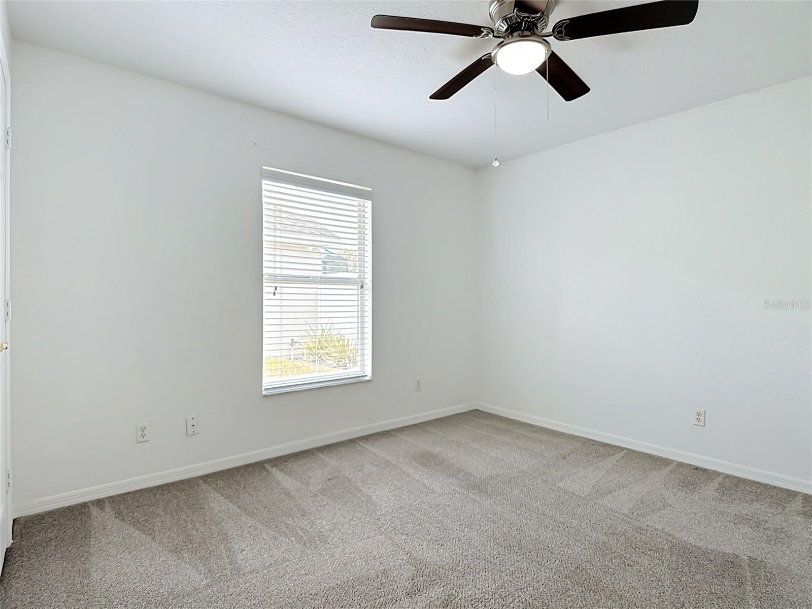 957 VIA BIANCA DRIVE, Davenport, FL 33896