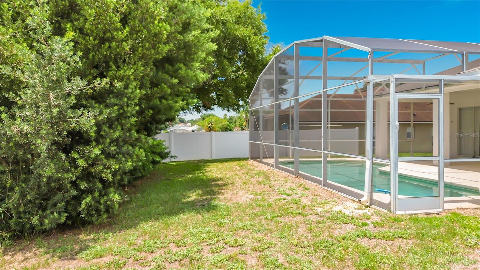 957 VIA BIANCA DRIVE, Davenport, FL 33896
