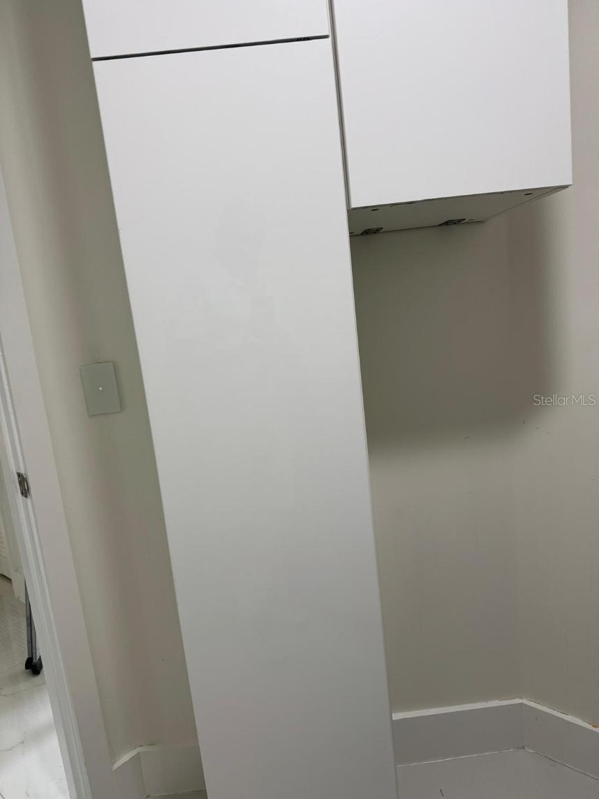 LAUNDRY ROOM, SECOND FLOOR.