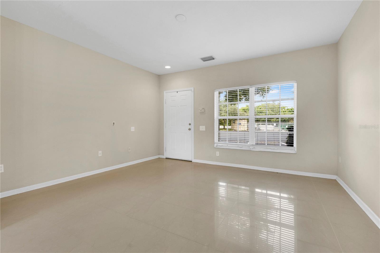 10173 BESSEMER POND COURT, Riverview, FL 33578