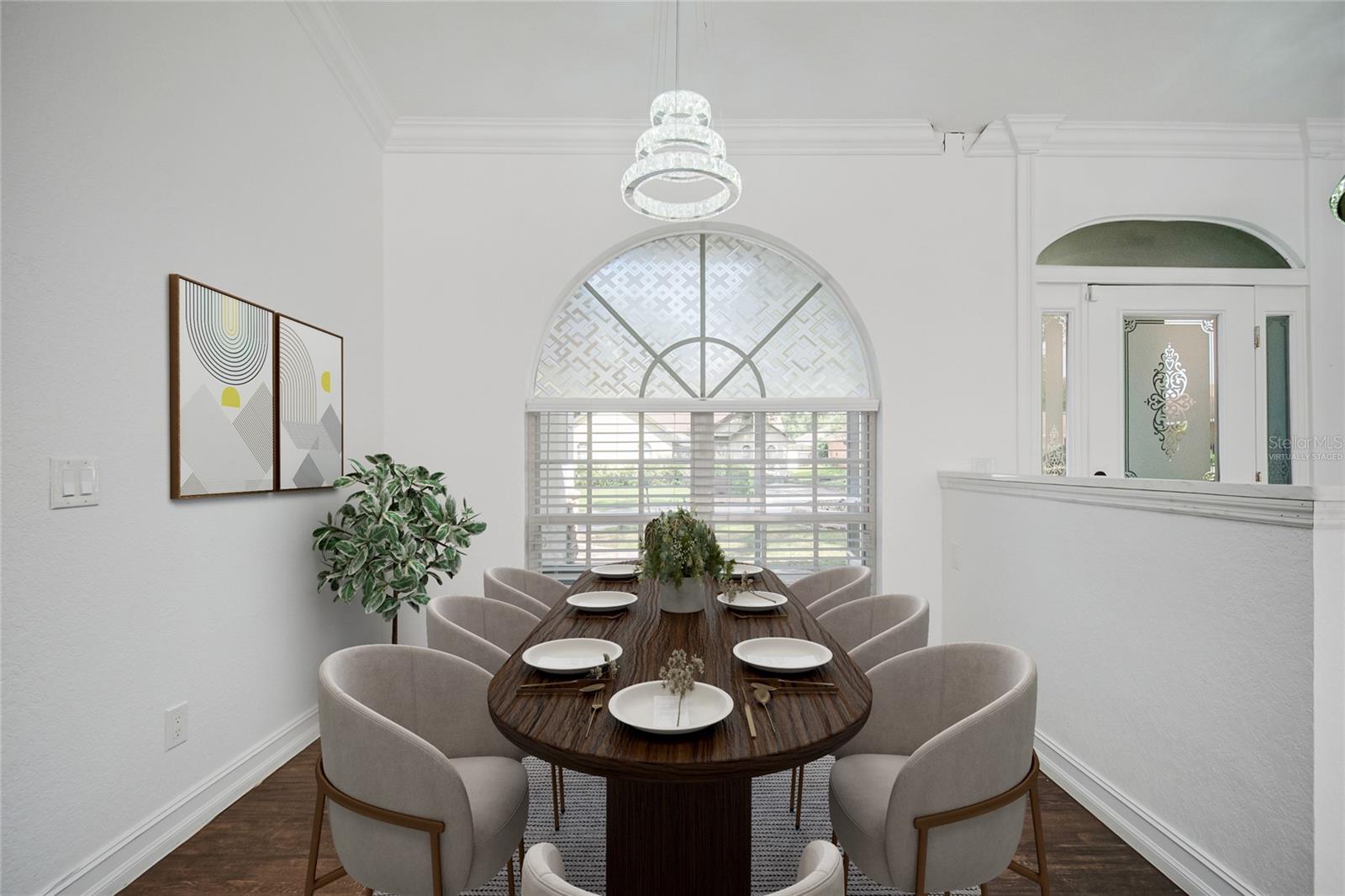 Some images in this listing have been virtually staged.