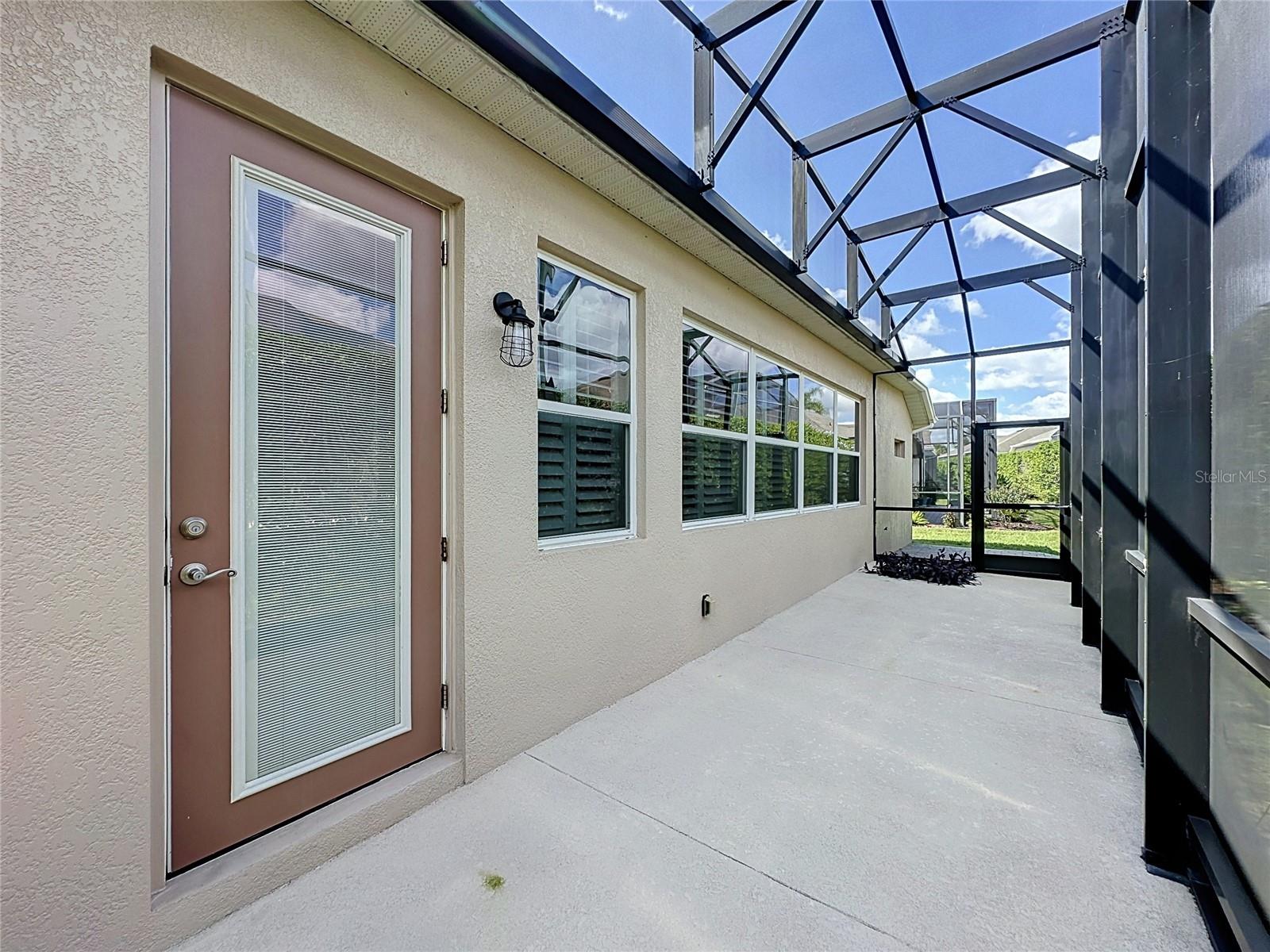 516 PLAYA DR, Davenport, FL 33837