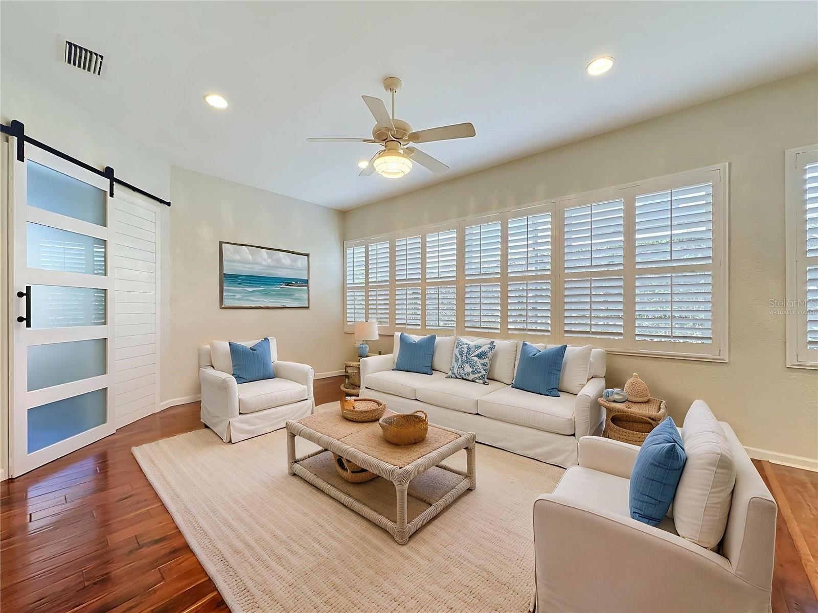 Virtually staged Florida room