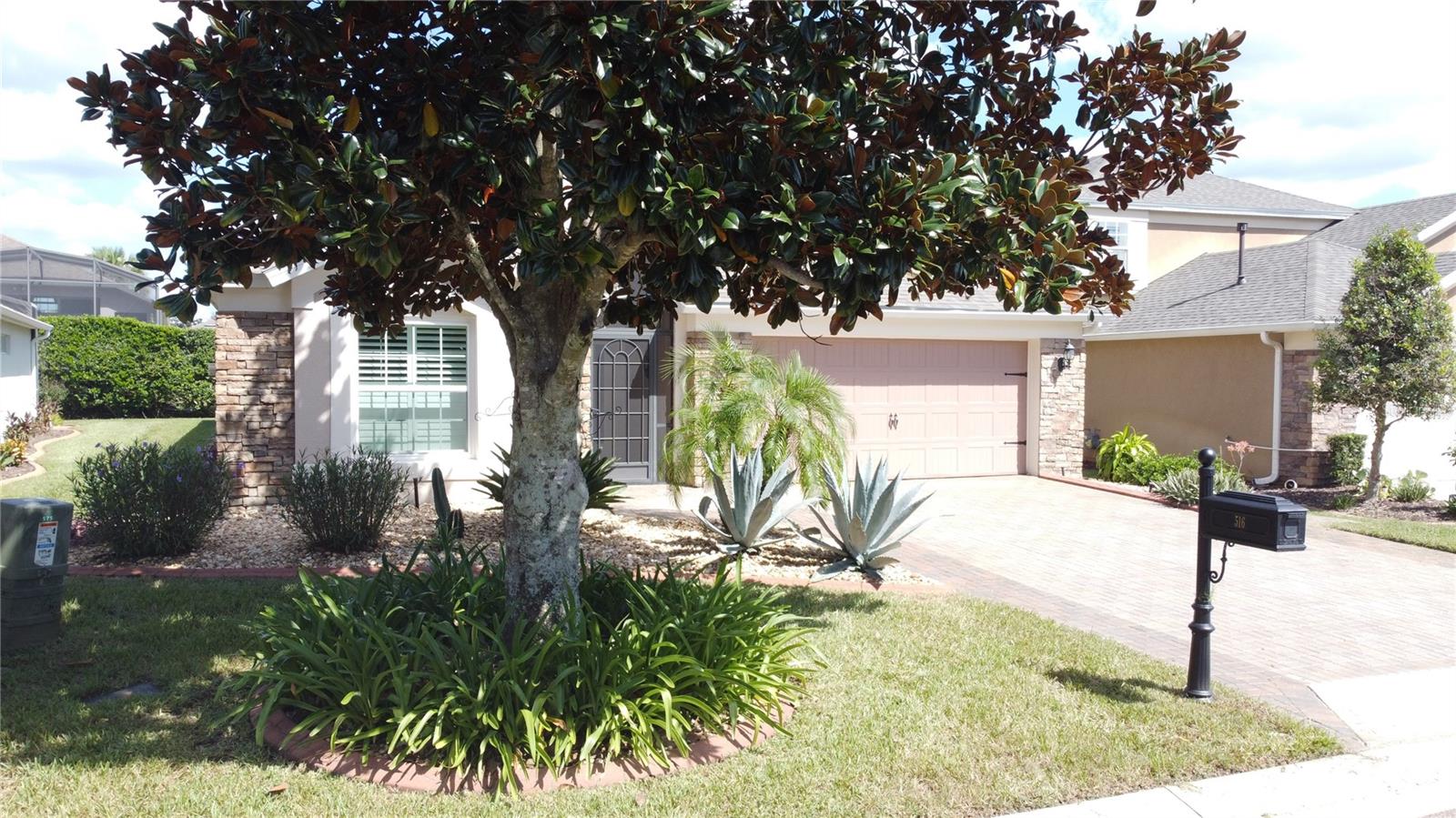 516 PLAYA DR, Davenport, FL 33837
