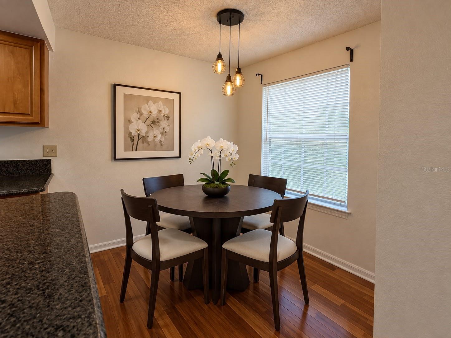 Stage Dinning Room