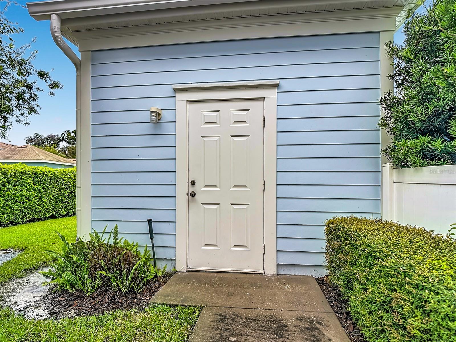 Single Car Detached Garage