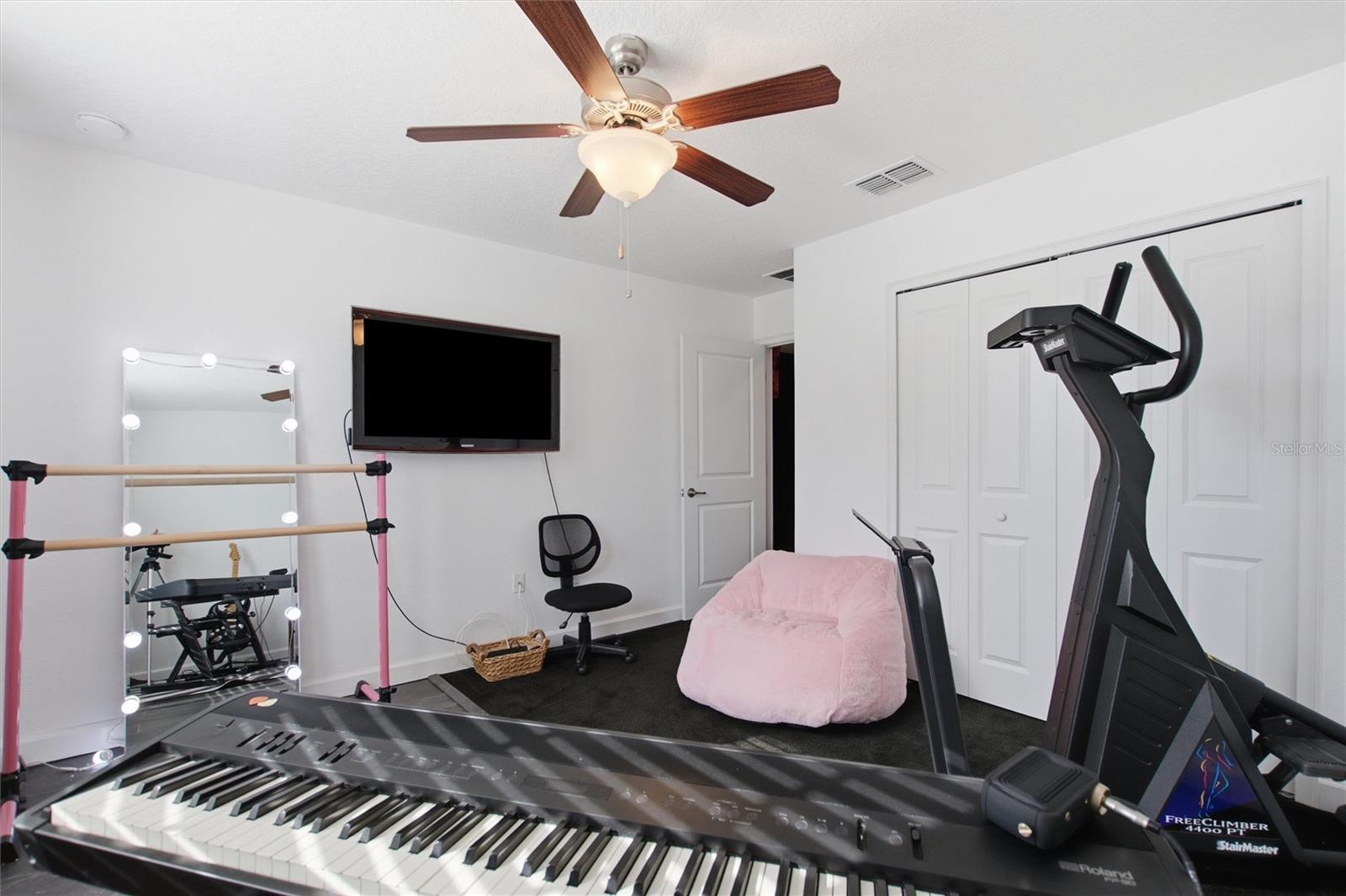 1407 PRO SHOP CT, Davenport, FL 33896