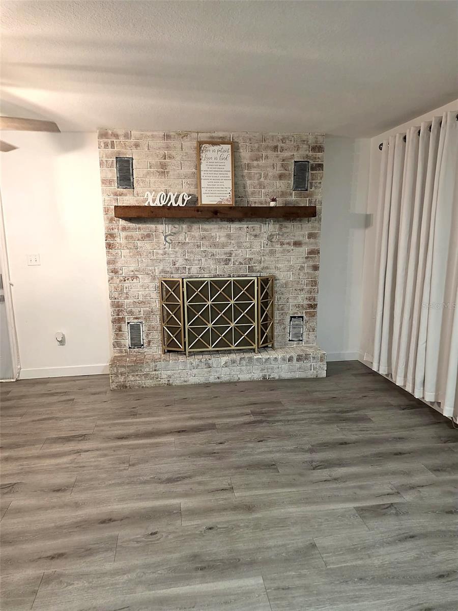 305 W WELLINGTON DR, Lakeland, FL 33813