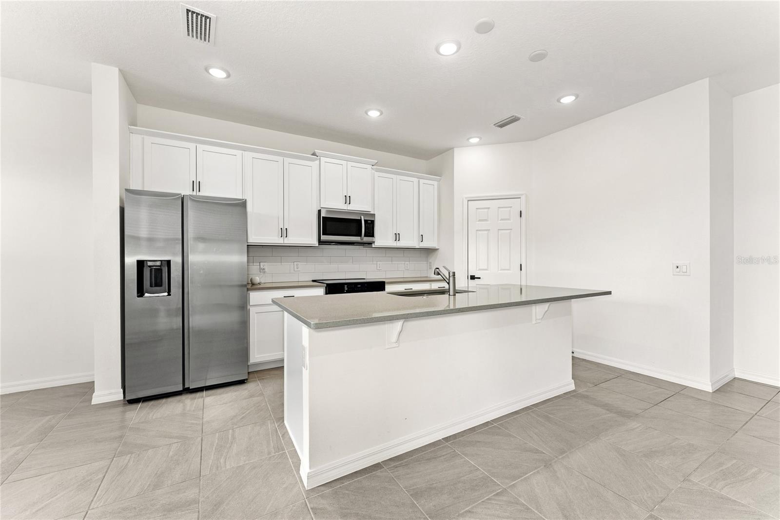 646 DUKE DRIVE, Haines City, FL 33844