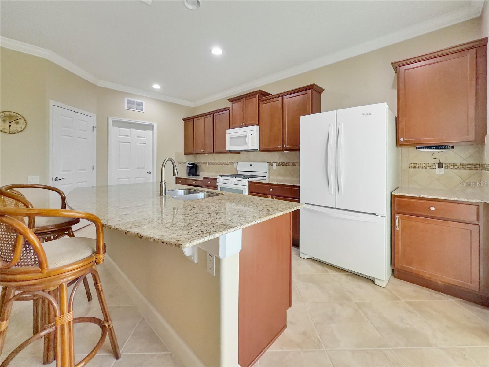 521 VISTA SOL DRIVE, Davenport, FL 33837