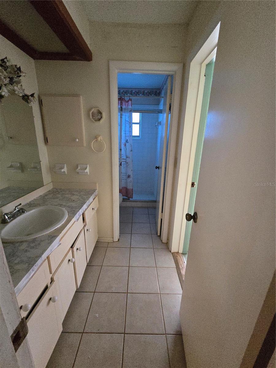 1406 MEADOW DRIVE NE, Winter Haven, FL 33881