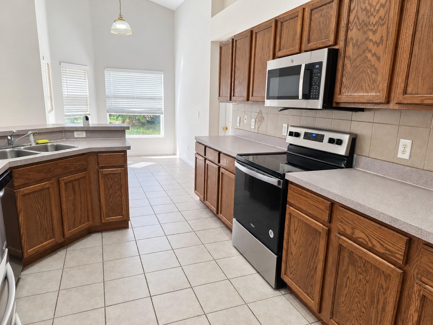 2621 GOLD DUST CIRCLE, Kissimmee, FL 34744