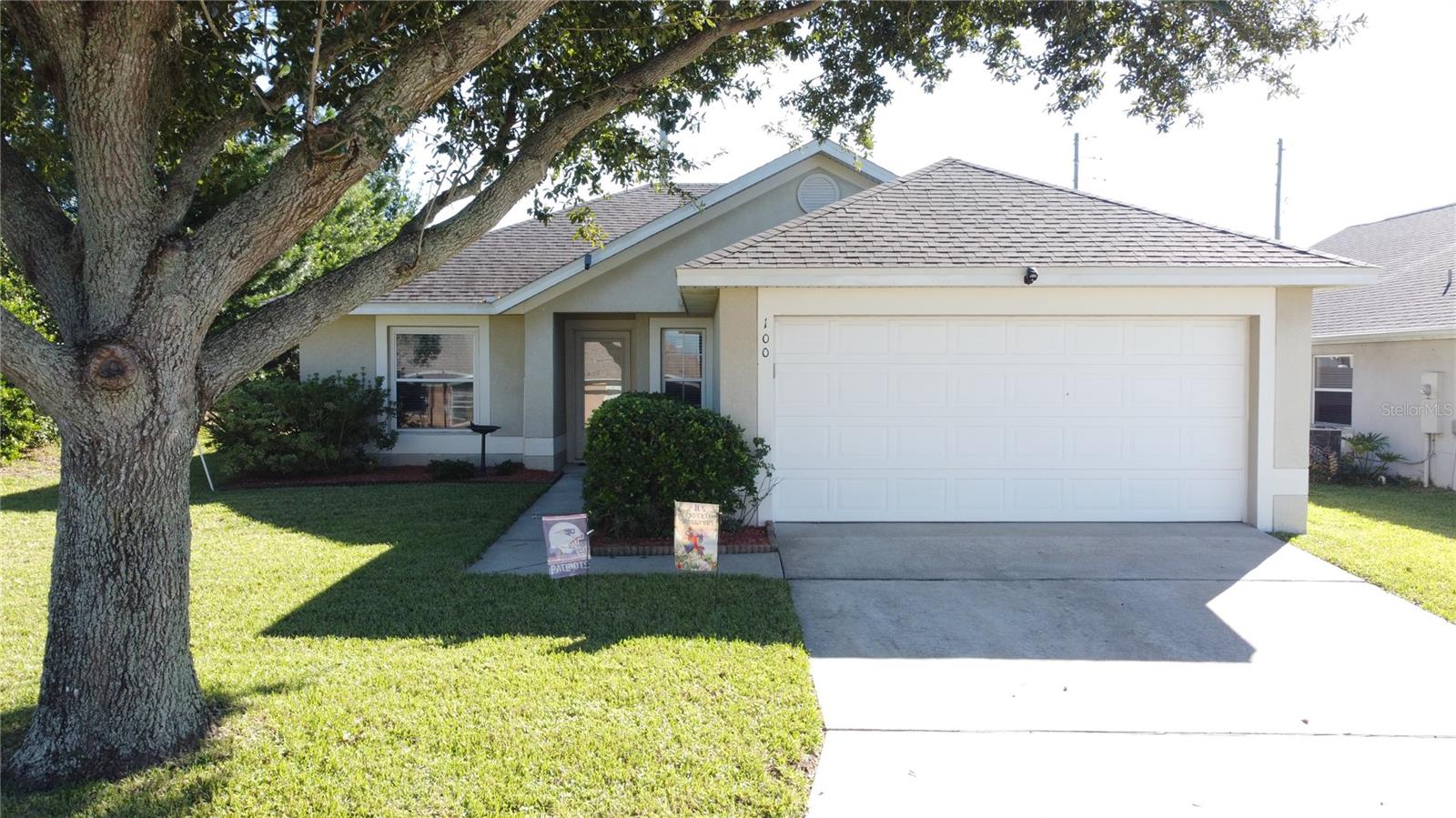 100 HALSTEAD DR, Davenport, FL 33897