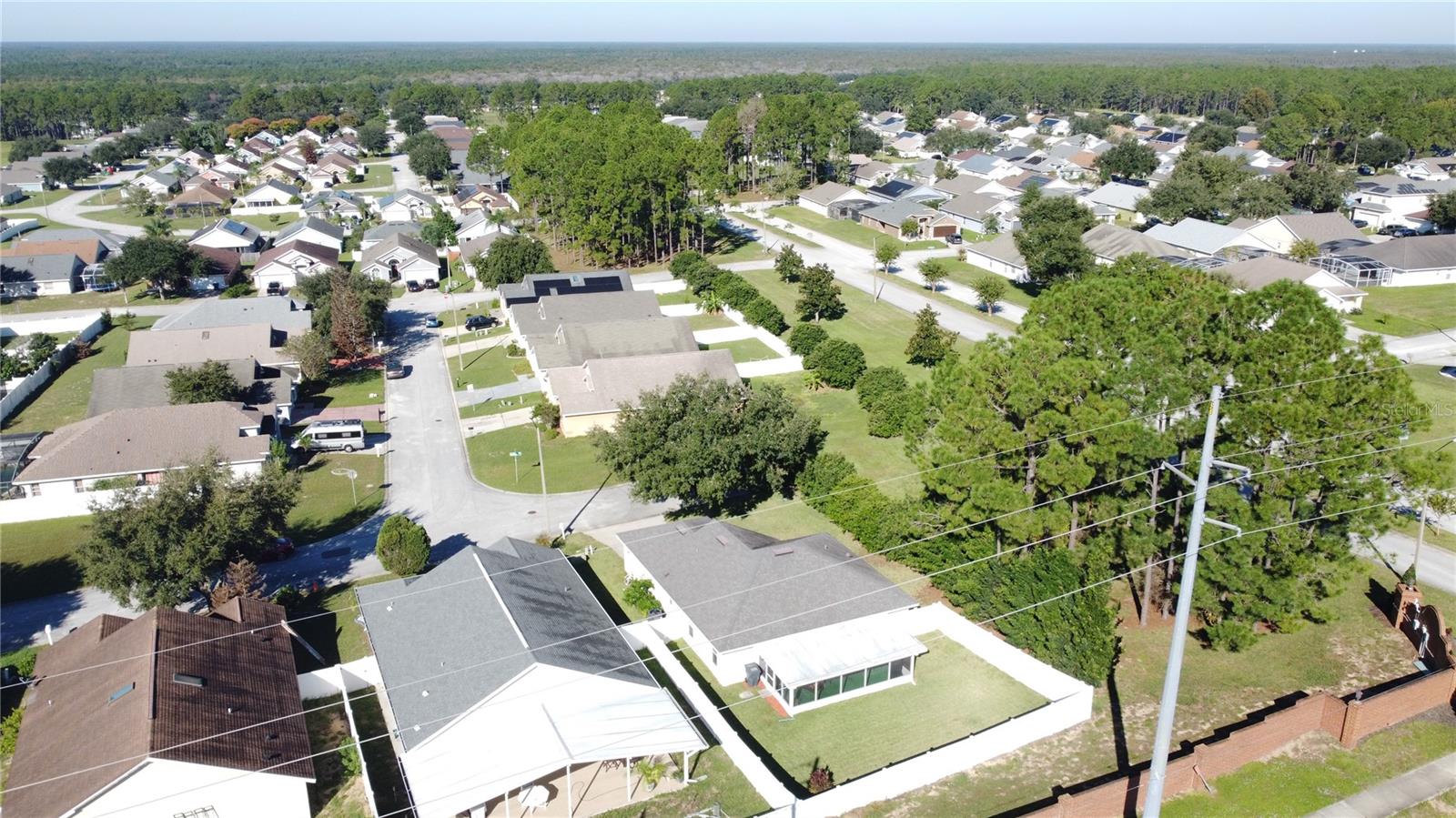 100 HALSTEAD DR, Davenport, FL 33897