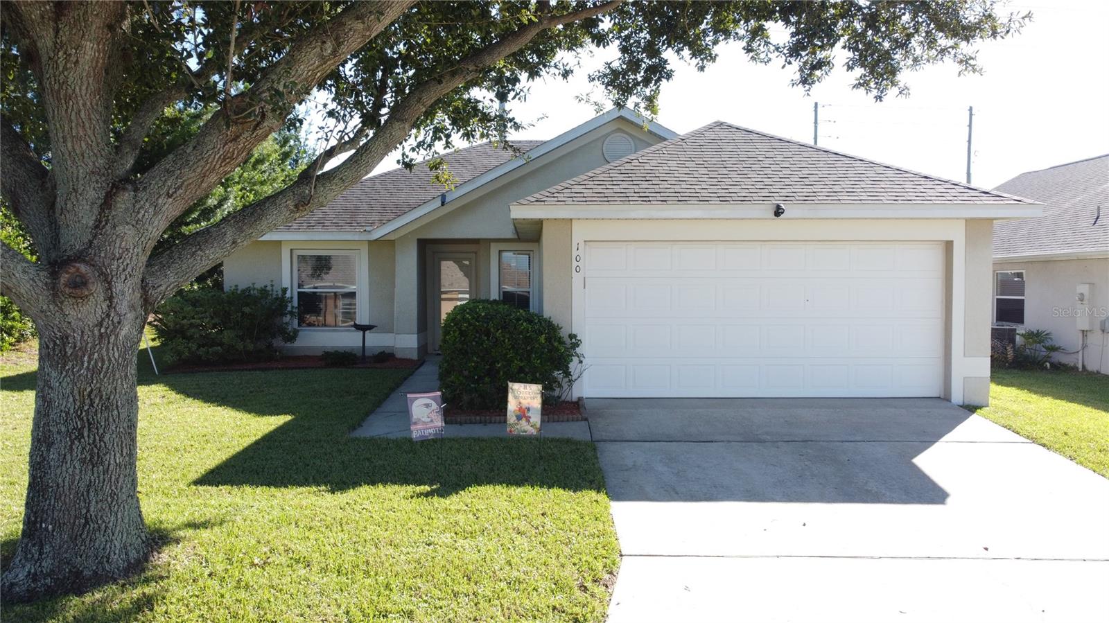 100 HALSTEAD DR, Davenport, FL 33897