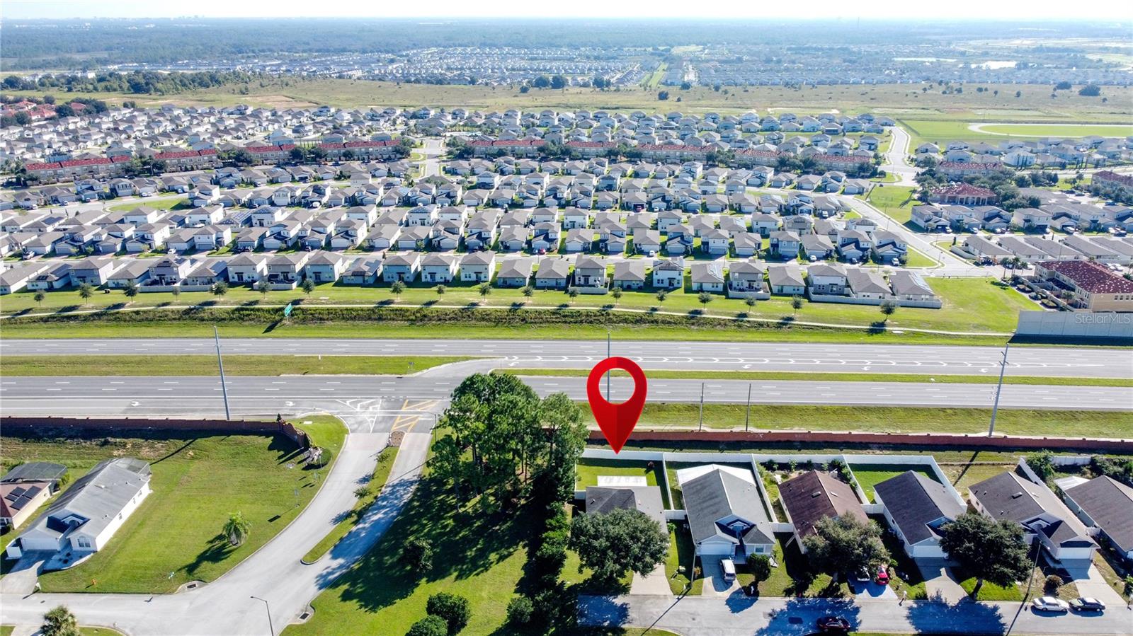100 HALSTEAD DR, Davenport, FL 33897