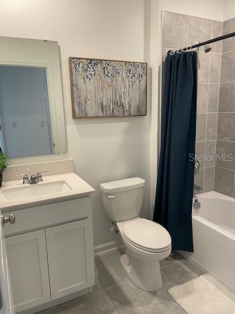 Bathroom #2 w/Tub & Shower & Quartz Vanity
