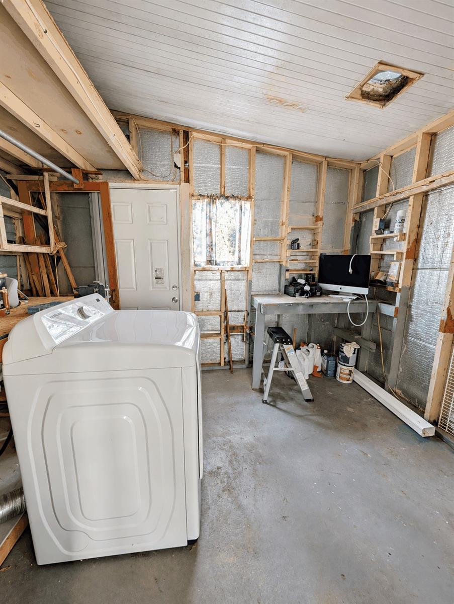 Storage Room behind the Carport