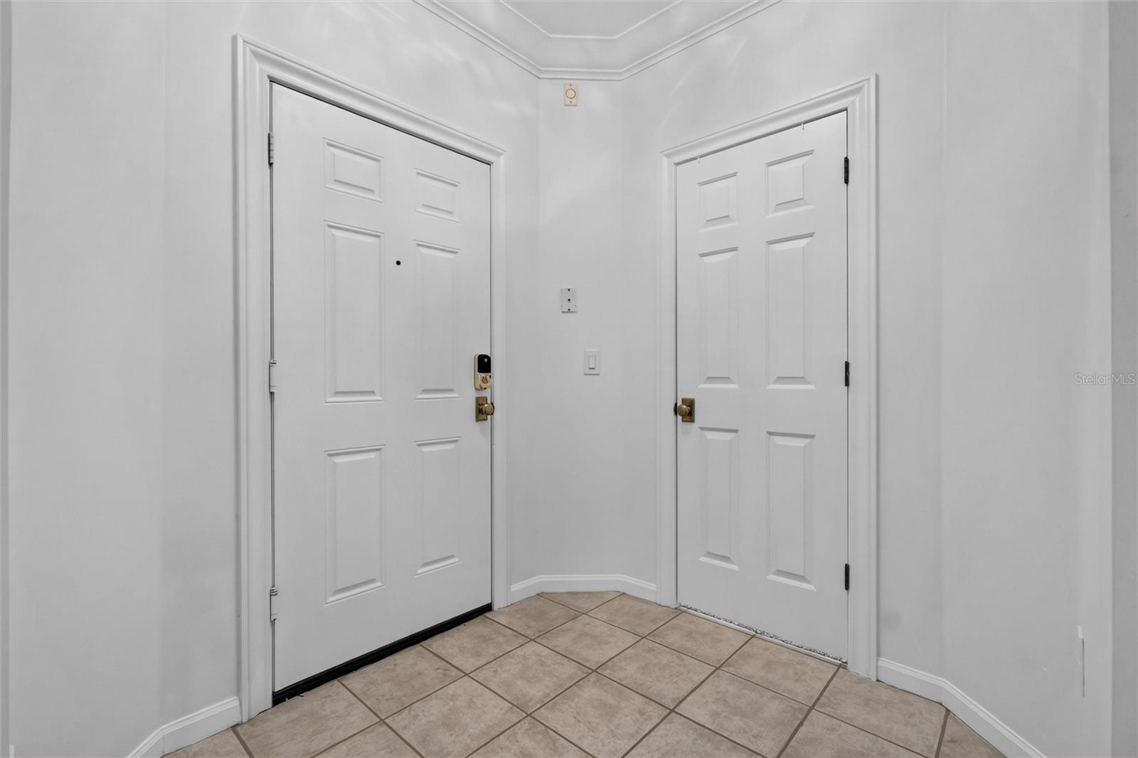 Foyer + Closet