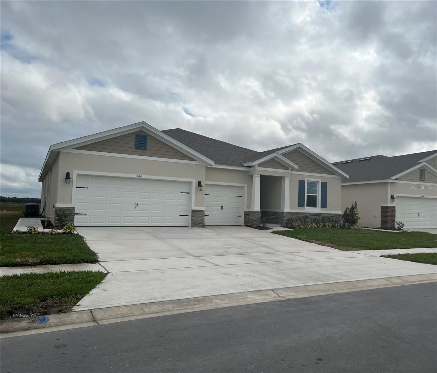 Kissimmee, FL 34744