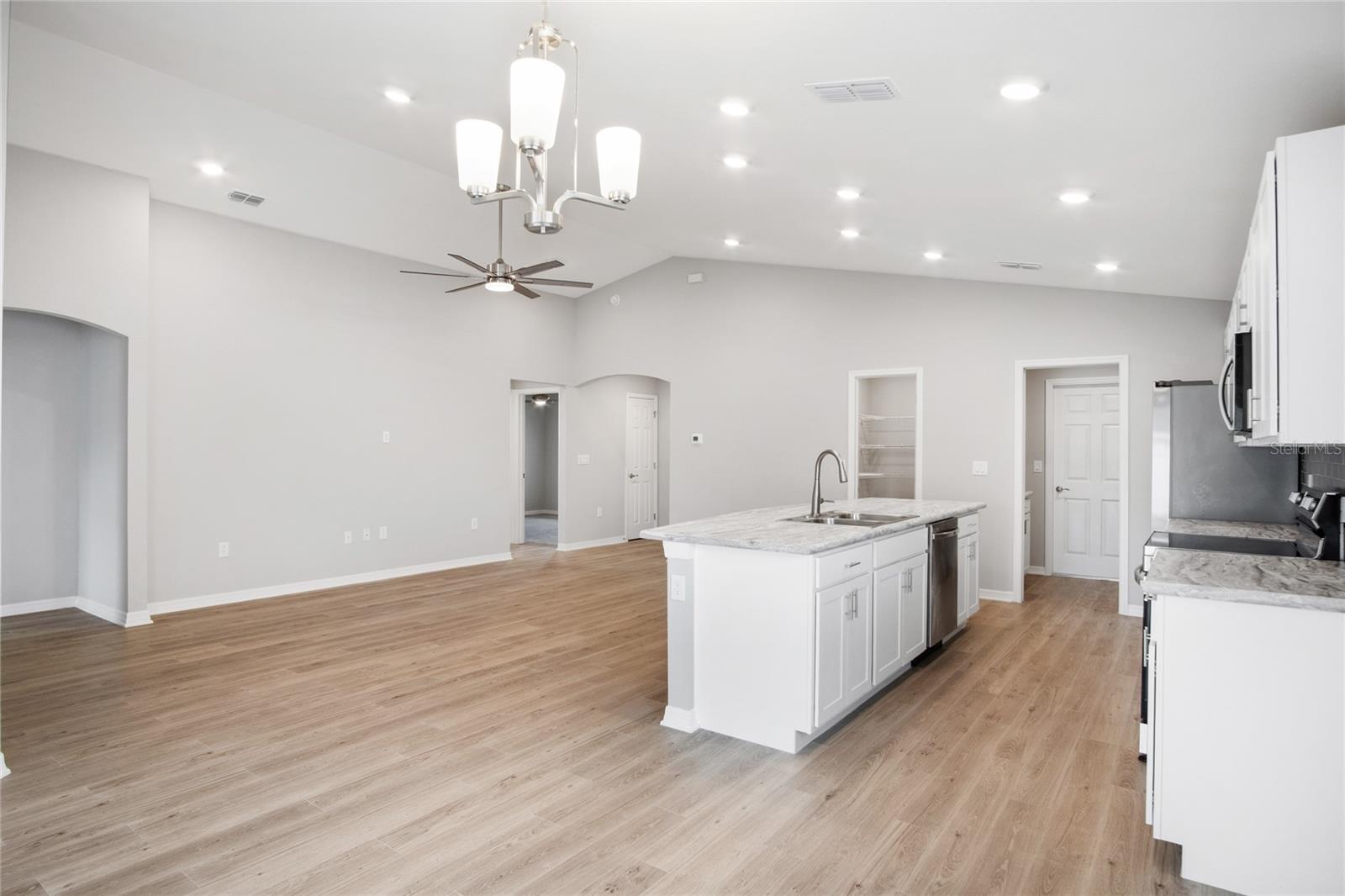 1075 TROPEA LANE, Auburndale, FL 33823