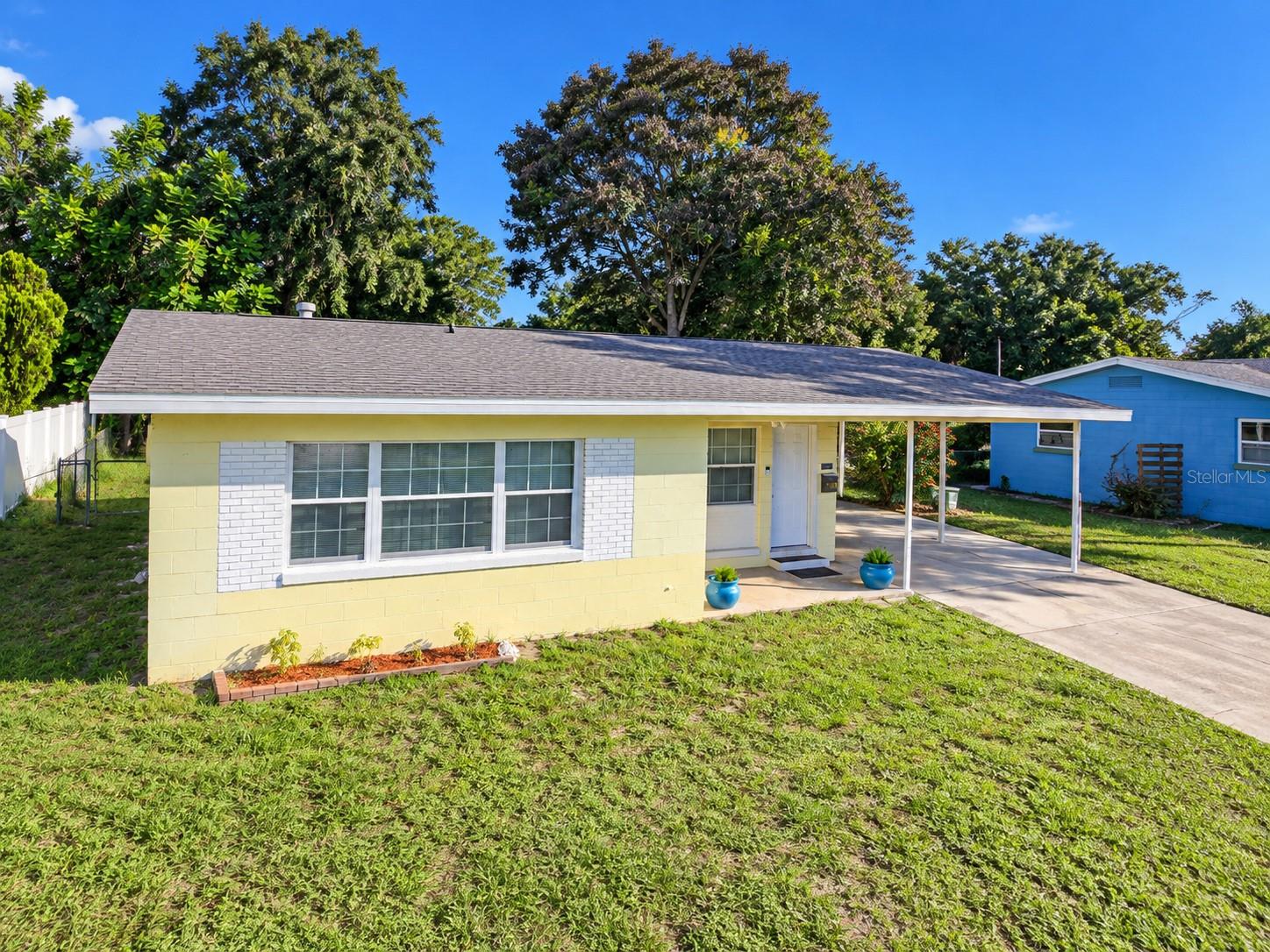 703 AVENUE L SE, Winter Haven, FL 33880
