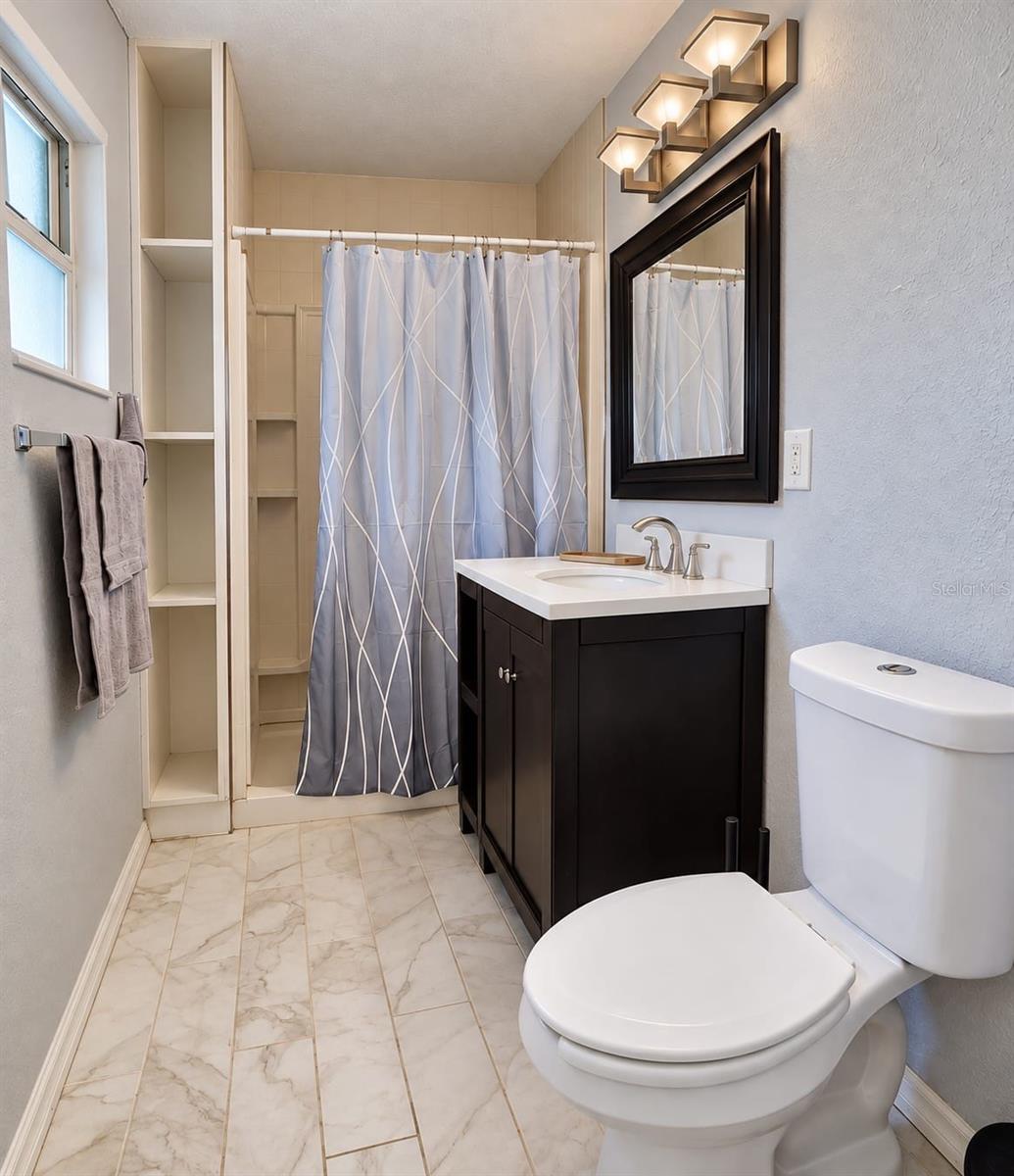 703 AVENUE L SE, Winter Haven, FL 33880
