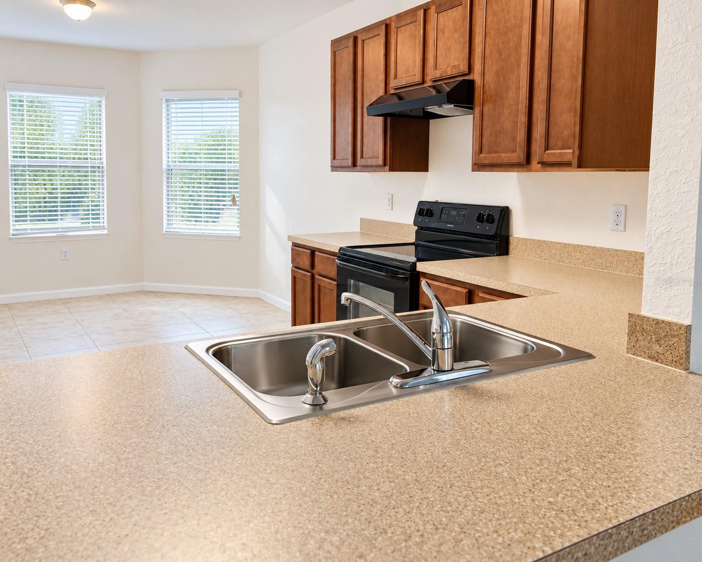 1440 WALLACE MANOR PASS, Winter Haven, FL 33880