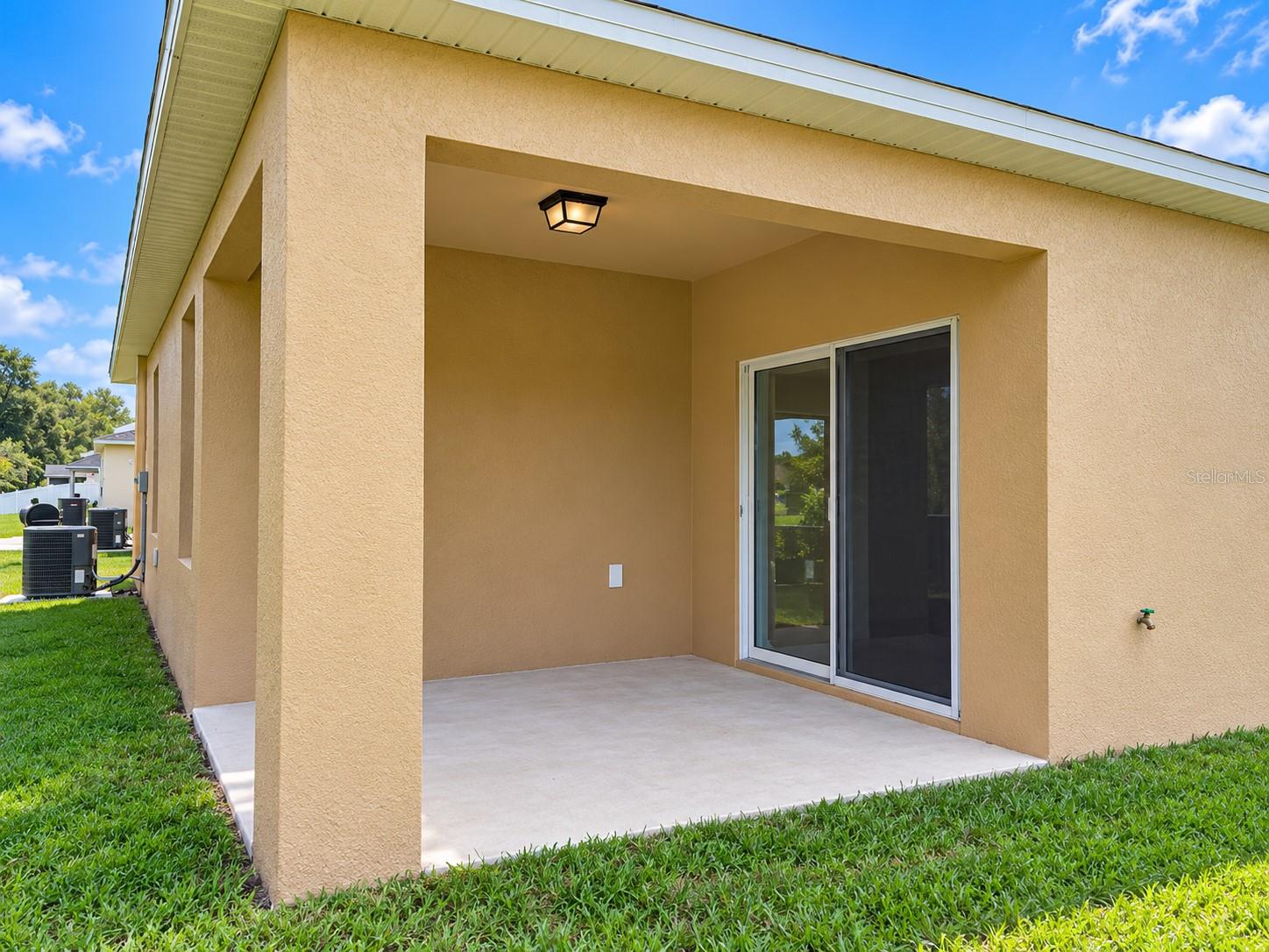 1440 WALLACE MANOR PASS, Winter Haven, FL 33880